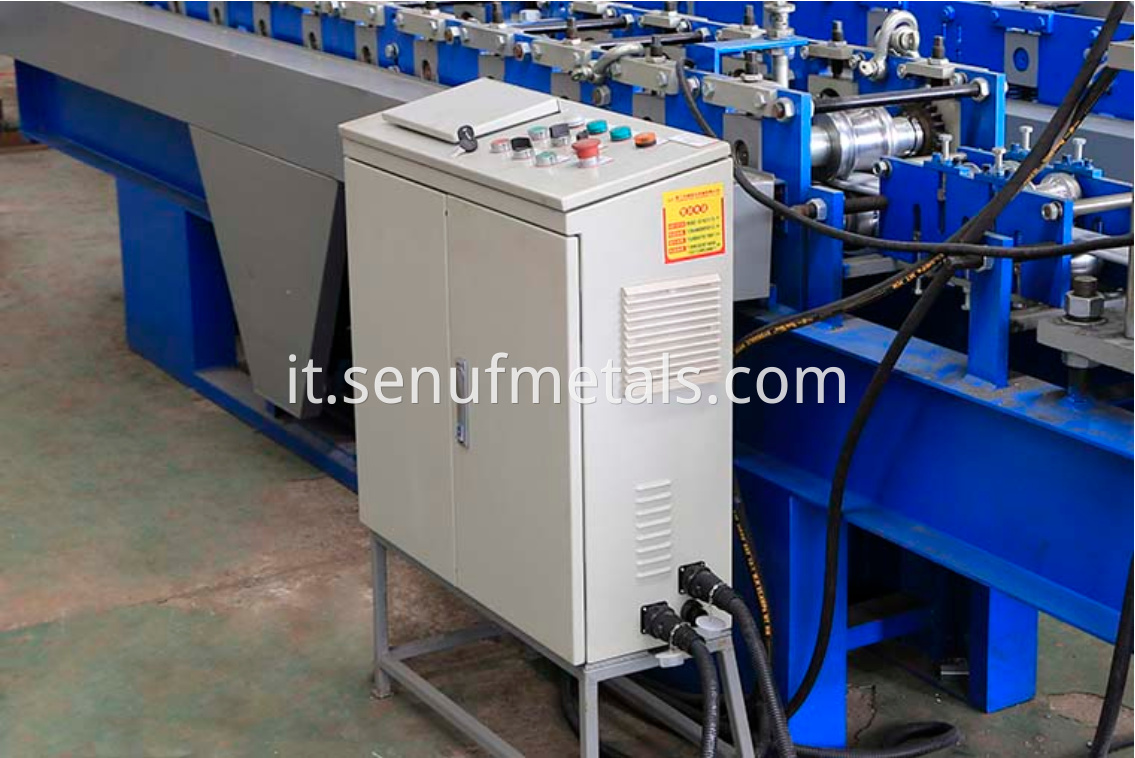 Roller shutter door forming machine PLC control system